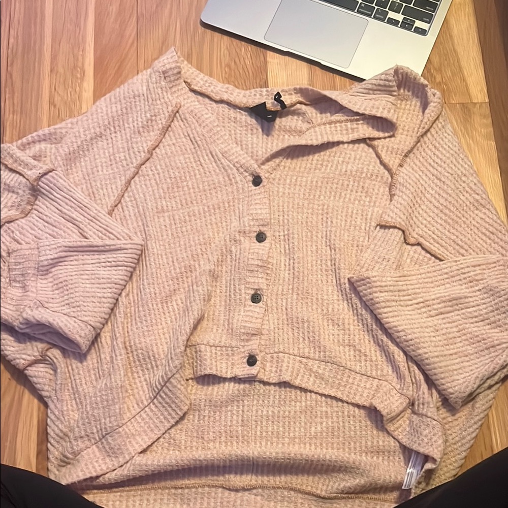Women's Cream Button-Up cropped Sweater